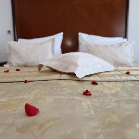 Apart-Hotel Integra Banja Luka Extérieur photo
